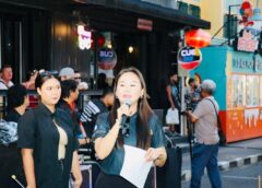 ภูเก็ต-ย่านเมืองเก่าภูเก็ตคึกคัก นักท่องเที่ยวแห่เช็คอิน “ยักษ์ลงกา” แลนด์มาร์กโปรโมตเทศกาลดนตรีระดับนานาชาติ ชูศักยภาพภูเก็ตเมืองอีเวนต์–ซอฟต์พาวเวอร์ไทย